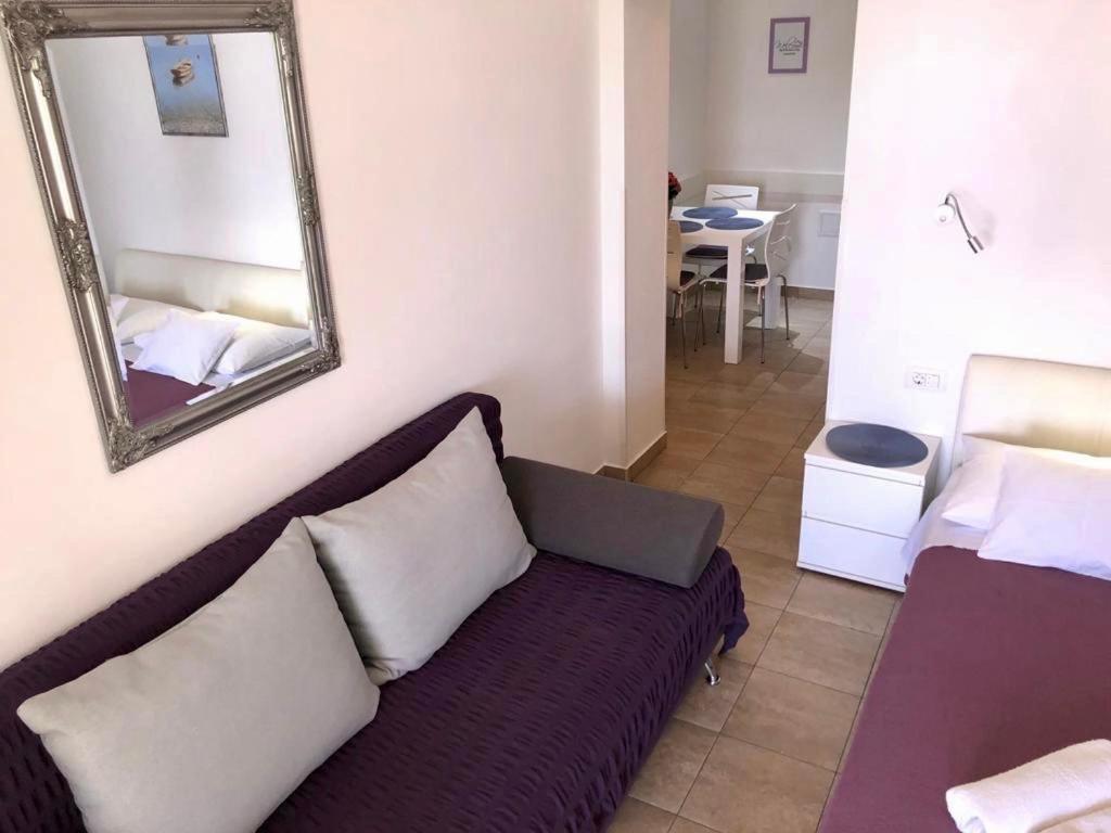 Apartmani “Kresimir” โอมิช ภายนอก รูปภาพ