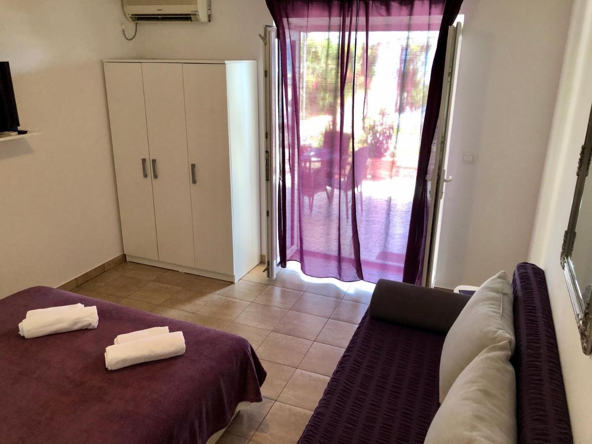 Apartmani “Kresimir” โอมิช ภายนอก รูปภาพ