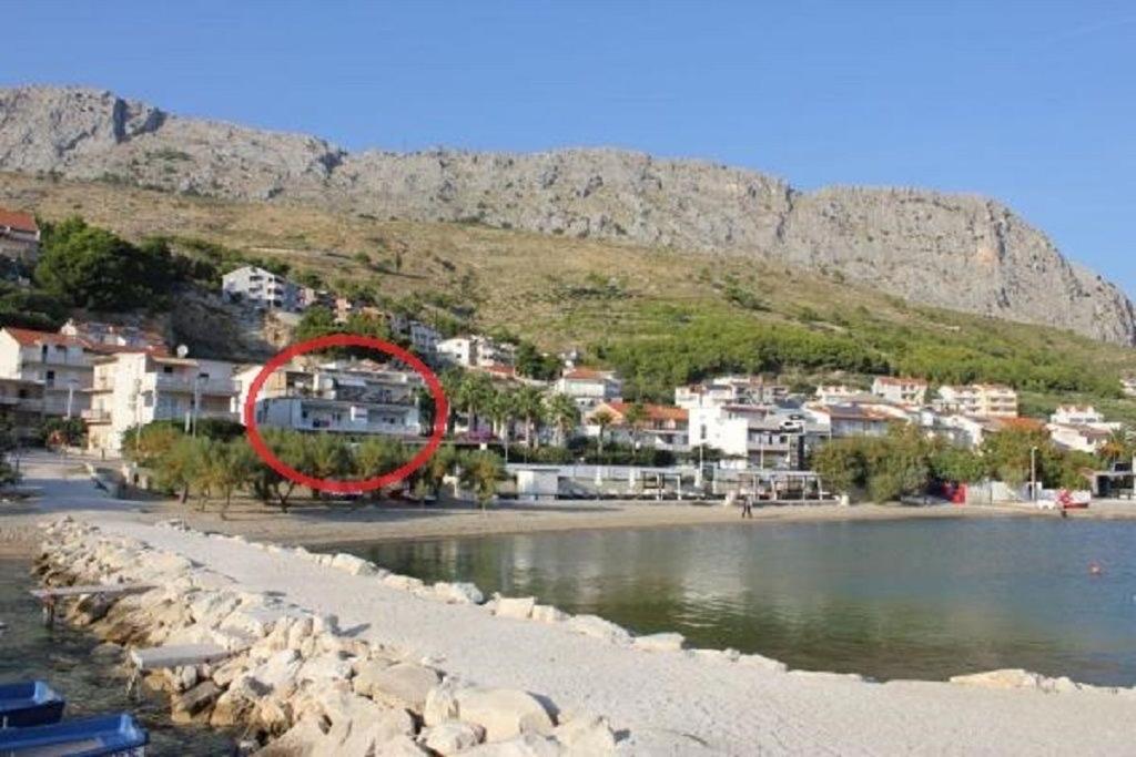Apartmani “Kresimir” โอมิช ภายนอก รูปภาพ