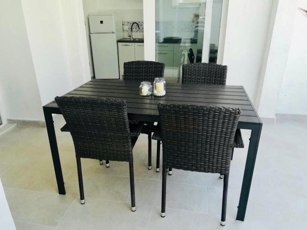 Apartmani “Kresimir” โอมิช ภายนอก รูปภาพ