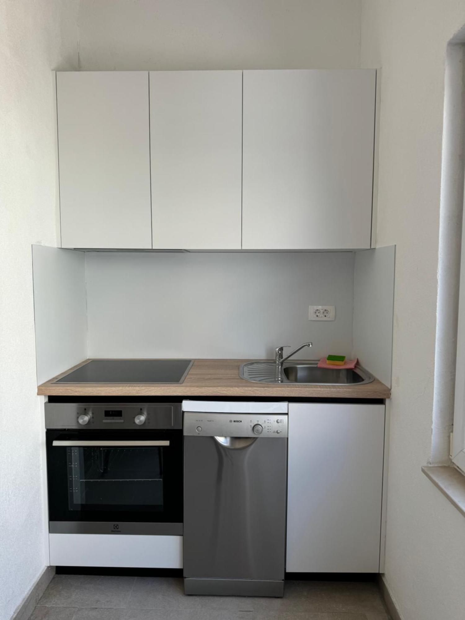 Apartmani “Kresimir” โอมิช ภายนอก รูปภาพ