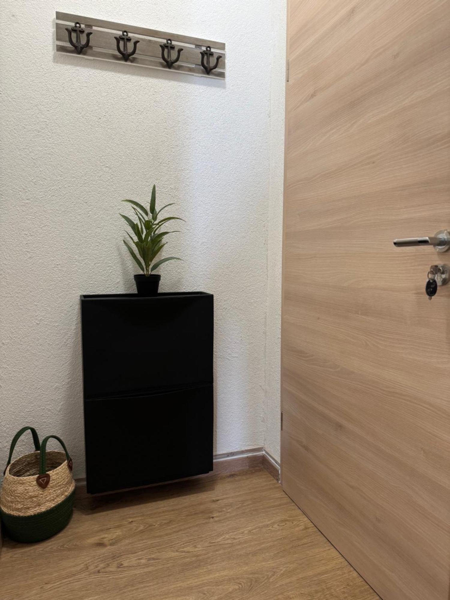 Apartmani “Kresimir” โอมิช ภายนอก รูปภาพ